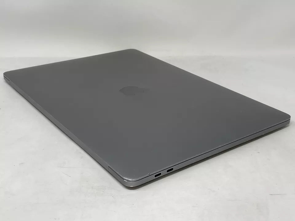 MacBook Pro de 15 pulgadas con barra táctil gris espacial 2017